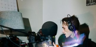 Tsobs – MY HAND HOE prod. YVNGROSE Tsobs - MY HAND HOE prod. YVNGROSE